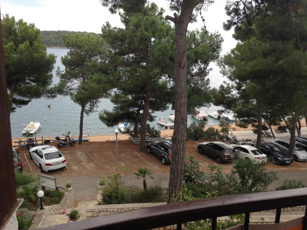 Apartments & Rooms Bianca Mali Lošinj Habitación foto